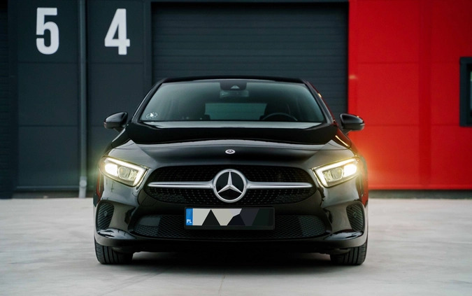 Mercedes-Benz Klasa A cena 119000 przebieg: 59000, rok produkcji 2020 z Bydgoszcz małe 781